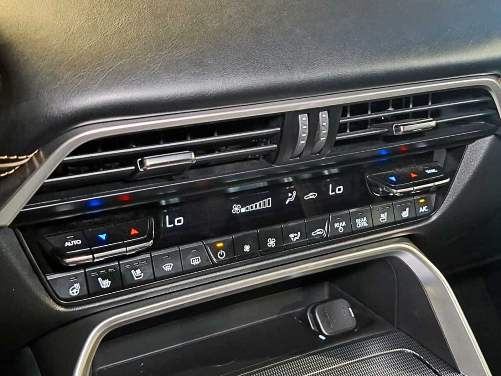 MAZDA CX-90 (IN) 3.3 SIGNATURE AT 4X4 HIBRIDO 2025 - Imagen 19 de 20