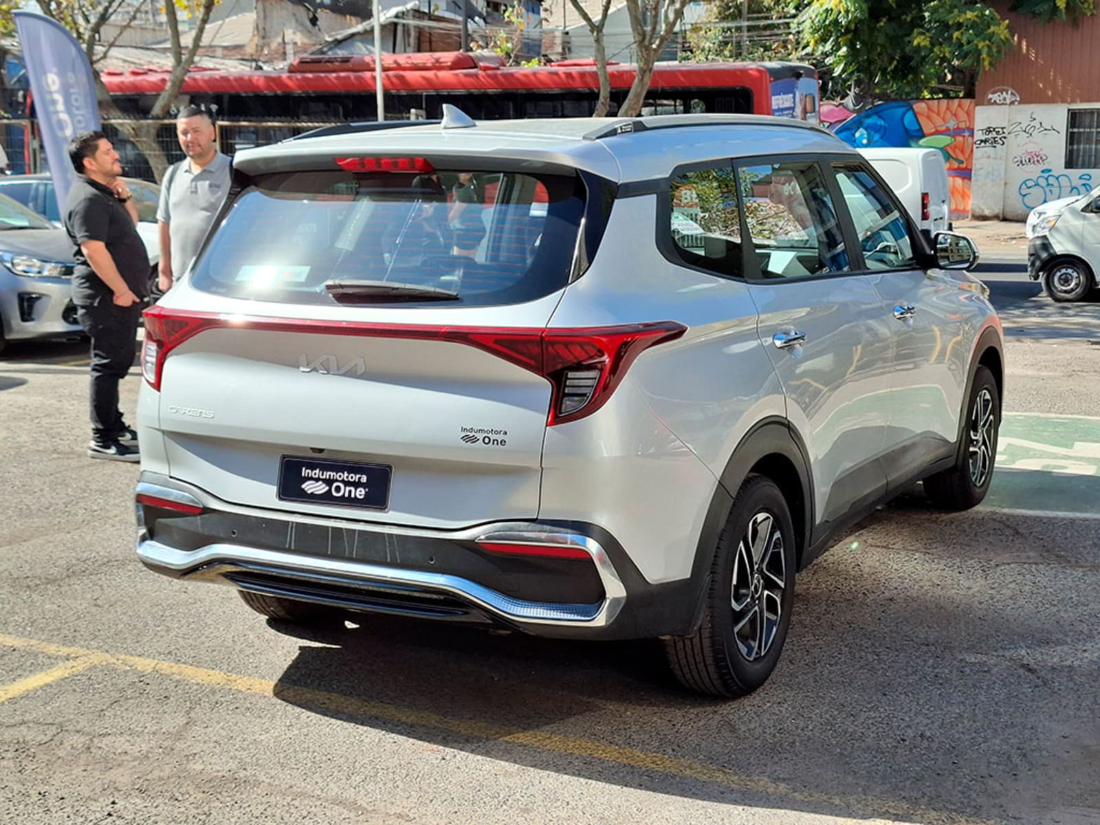 KIA CARENS EX 1.5 AUT 2023 - Imagen 6 de 20