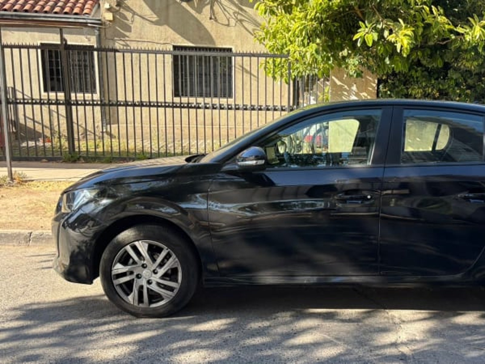 Peugeot 208 Style 2023 - Foto 4 de 8