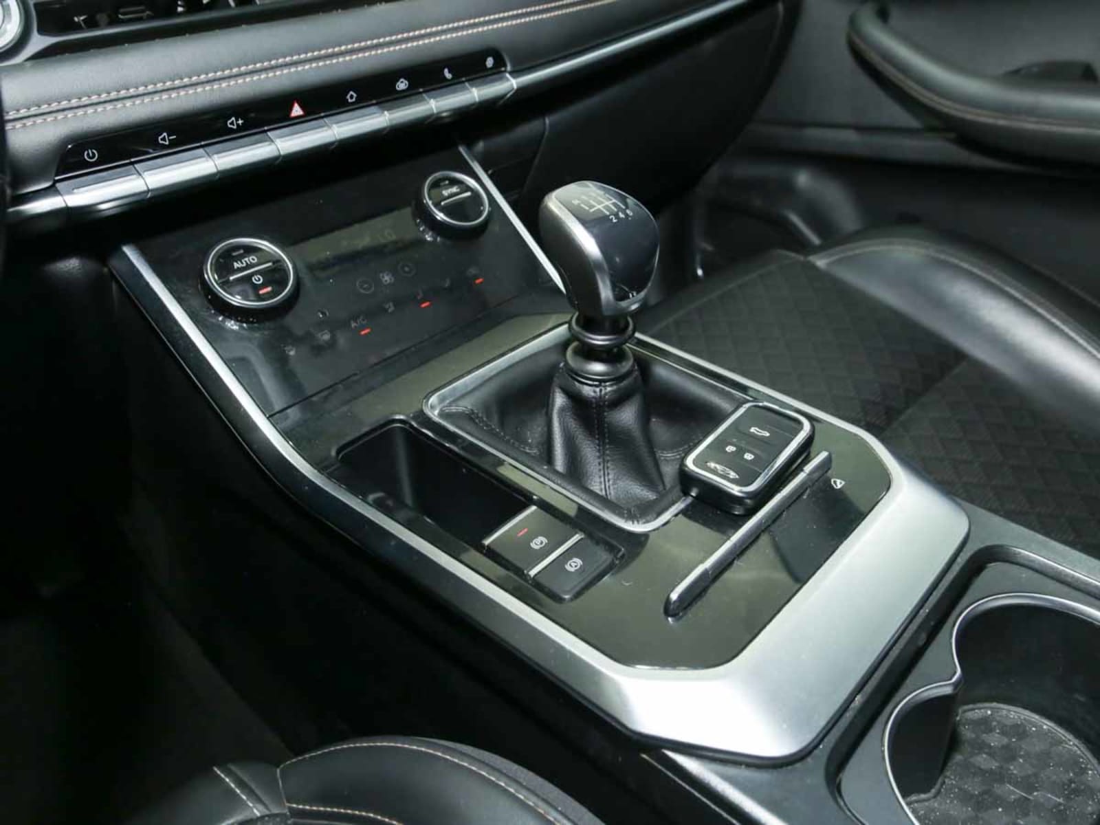 CHERY TIGGO 8 GLS 1.5 2023 - Imagen 9 de 13