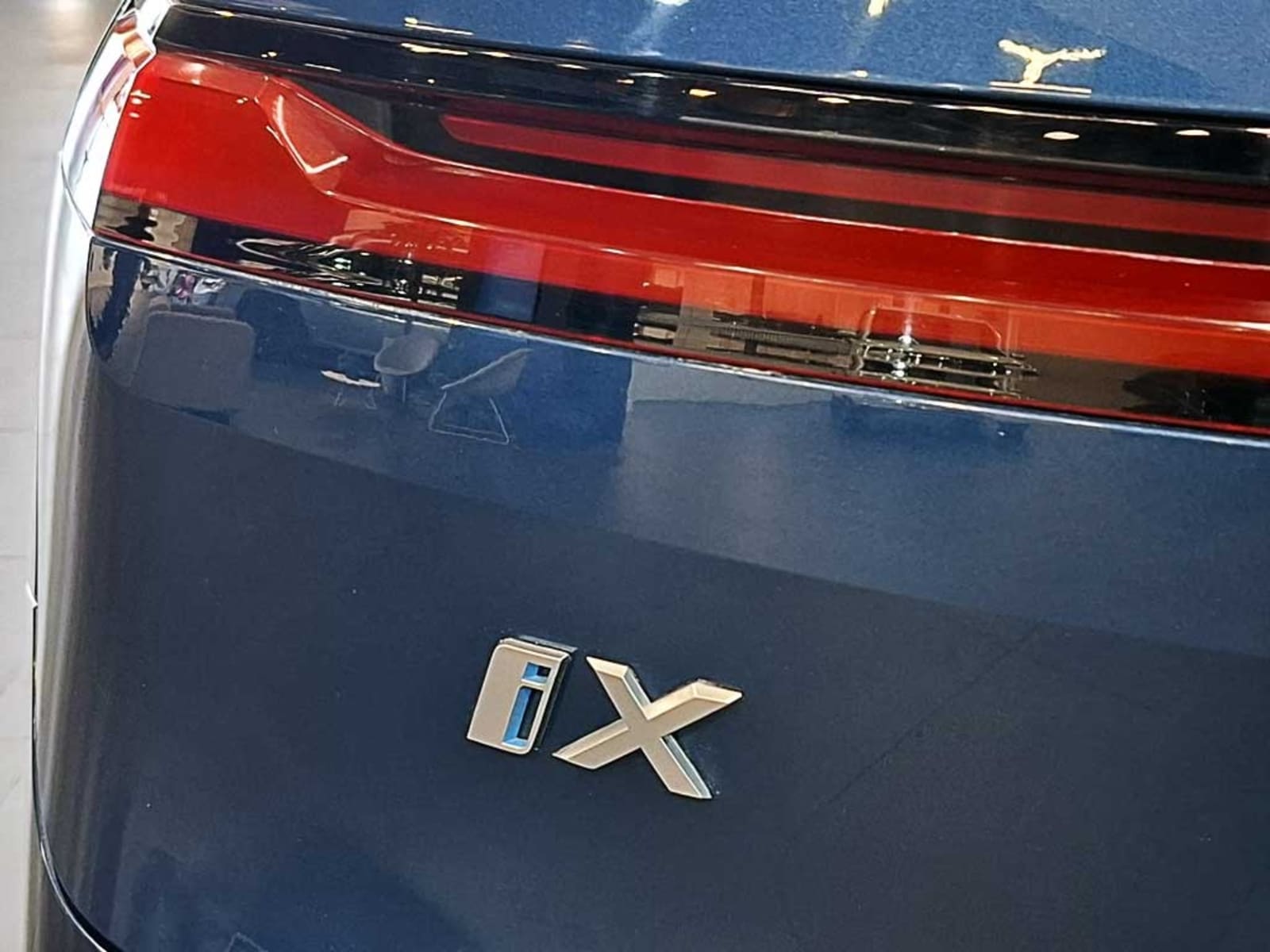 BMW IX 0.0 XDRIVE40 SUITE AT 4X4 ELECTRICO 2023 - Imagen 9 de 20