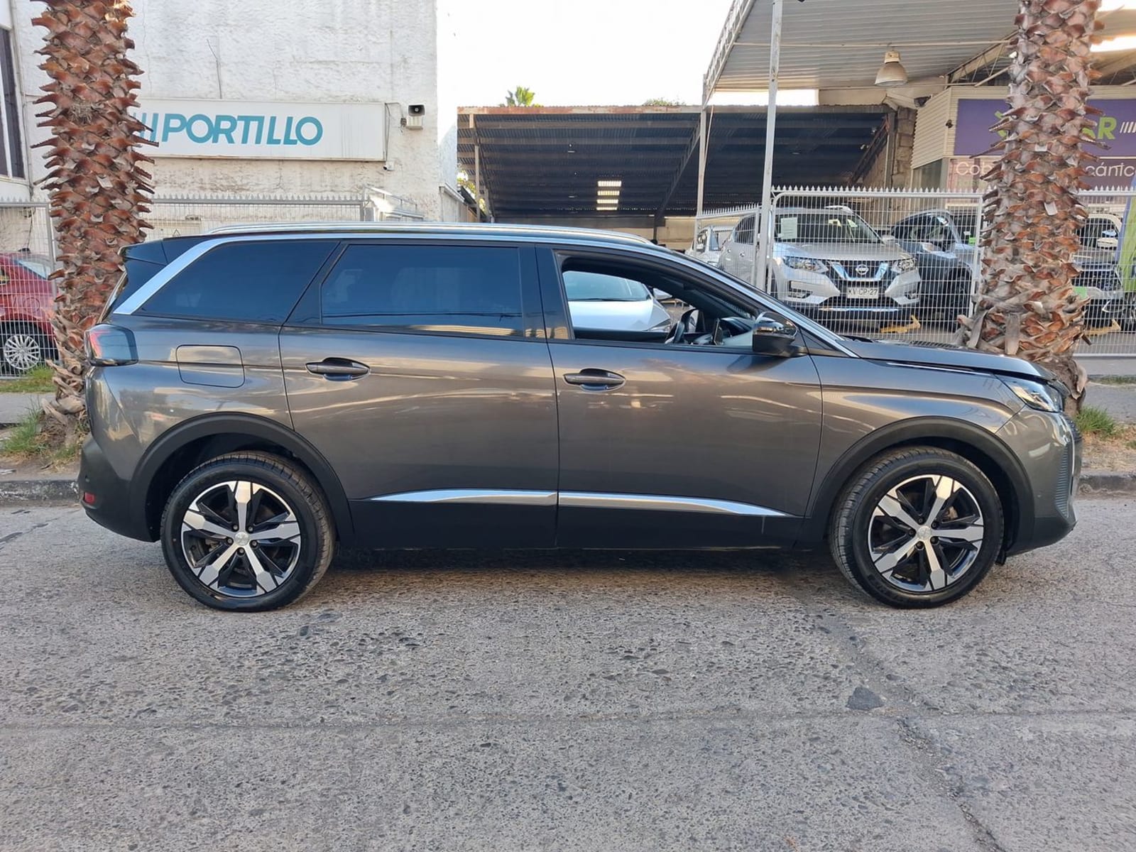 Peugeot 5008 1.5 Allure Pack Bluehdi 130 4x2 Eat8 5p 2024 - Imagen 8 de 8