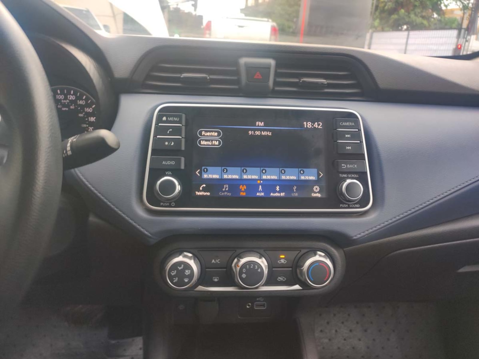NISSAN VERSA ADVANCE 1.6 AUT 2024 - Imagen 12 de 15