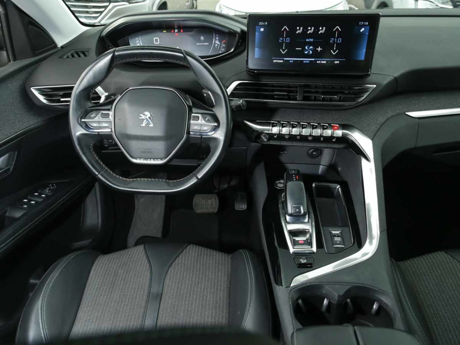 PEUGEOT 3008 ALLURE BLUEHDI 130 EAT8 2022 - Imagen 12 de 13