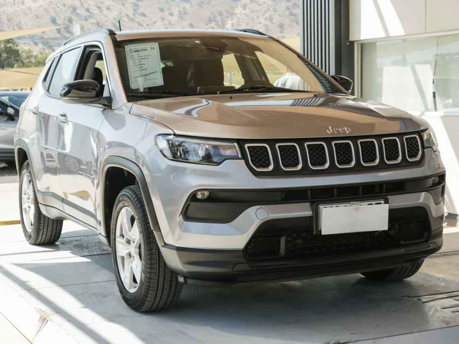 JEEP COMPASS SPORT 4X2 AT 2023 - Imagen 3 de 13