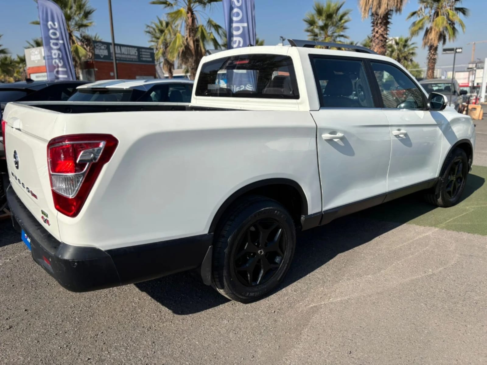 SSANGYONG GRAND MUSSO 2.2 GRAND LIMITED TD DIESEL 4WD AT6 4P 2023 - Imagen 6 de 20