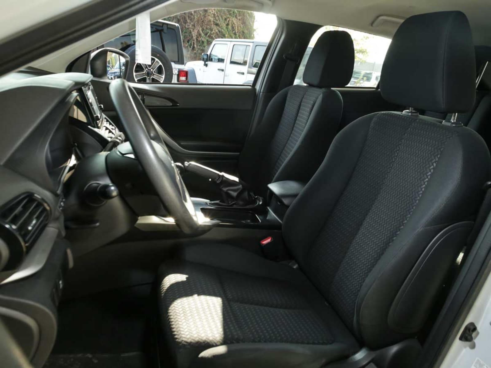 MITSUBISHI ECLIPSE CROSS RX 1.5 4X2 MEC. 2021 - Imagen 10 de 13