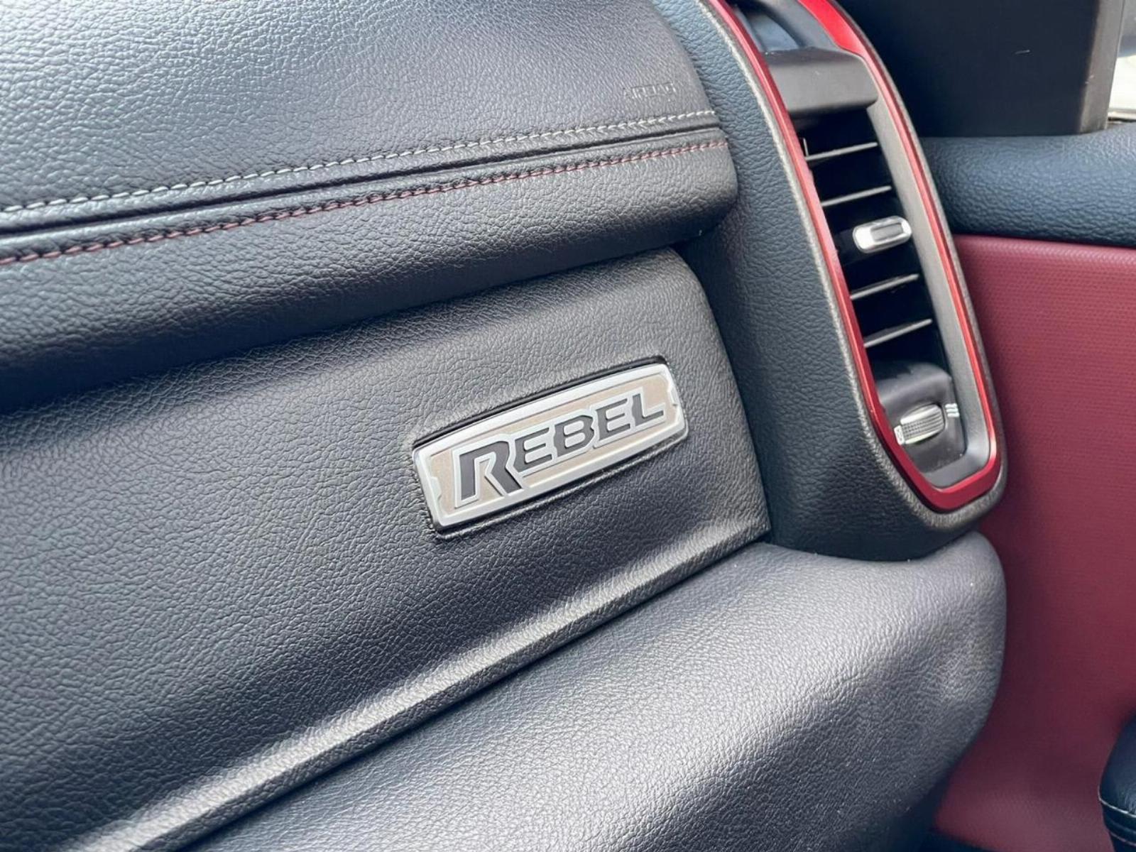 RAM 1500 REBEL 5.7 2020 - Imagen 18 de 20