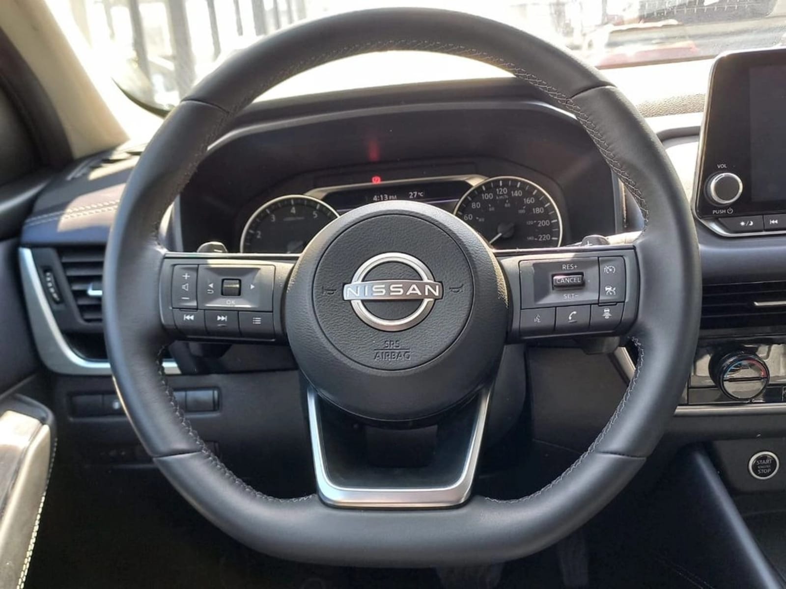 NISSAN QASHQAI 1.3T ADVANCE 2WD CVT AT 5P 2025 - Imagen 17 de 20
