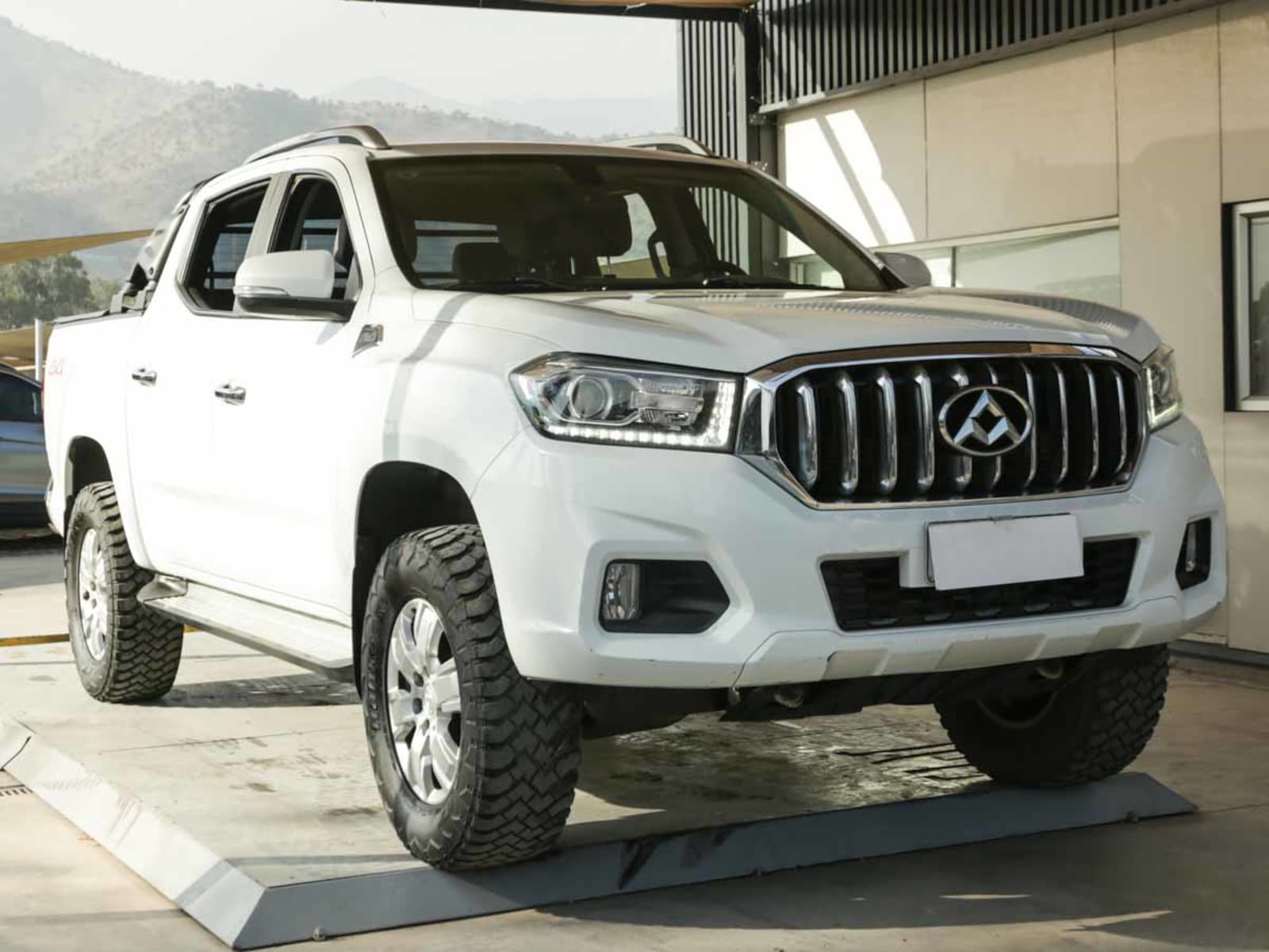MAXUS T60 GLX 4X4 2.8 AT 2018 - Imagen 3 de 15