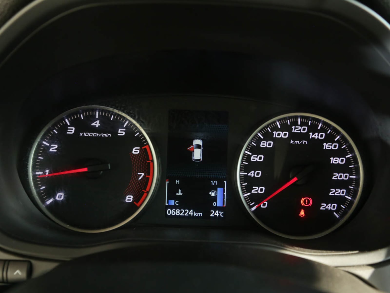 MITSUBISHI ECLIPSE CROSS RX 1.5 4X2 MEC. 2021 - Imagen 7 de 13