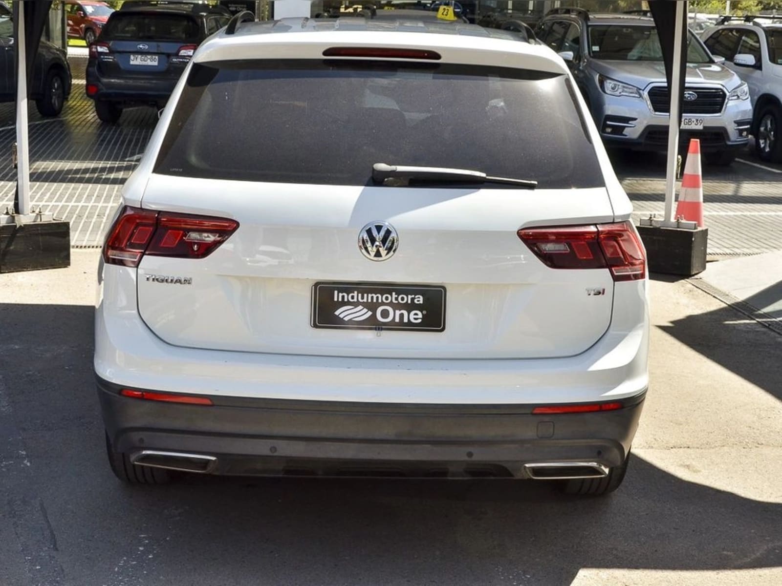 VOLKSWAGEN TIGUAN 1.4 TSI HIGHTLINE 4X2 AT 5P 2019 - Imagen 4 de 9