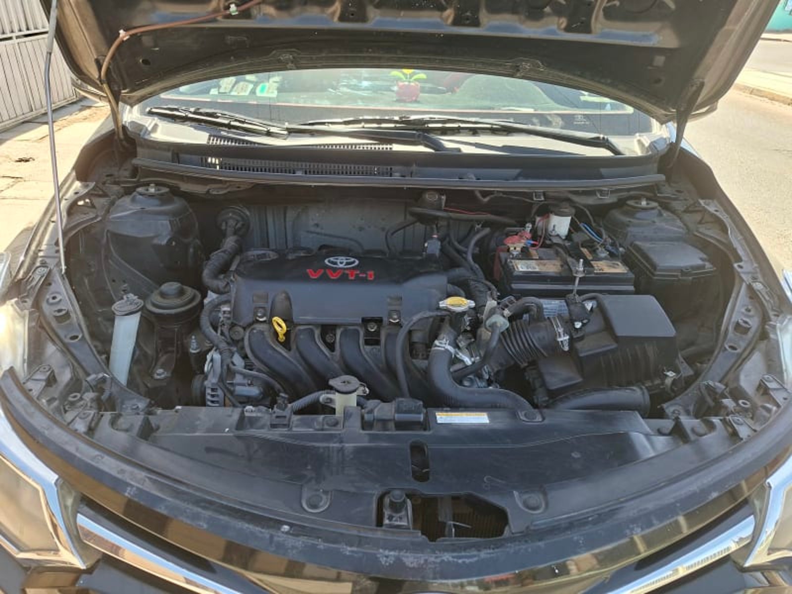 Toyota Toyota yaris sedan 2016 - Foto 5 de 8
