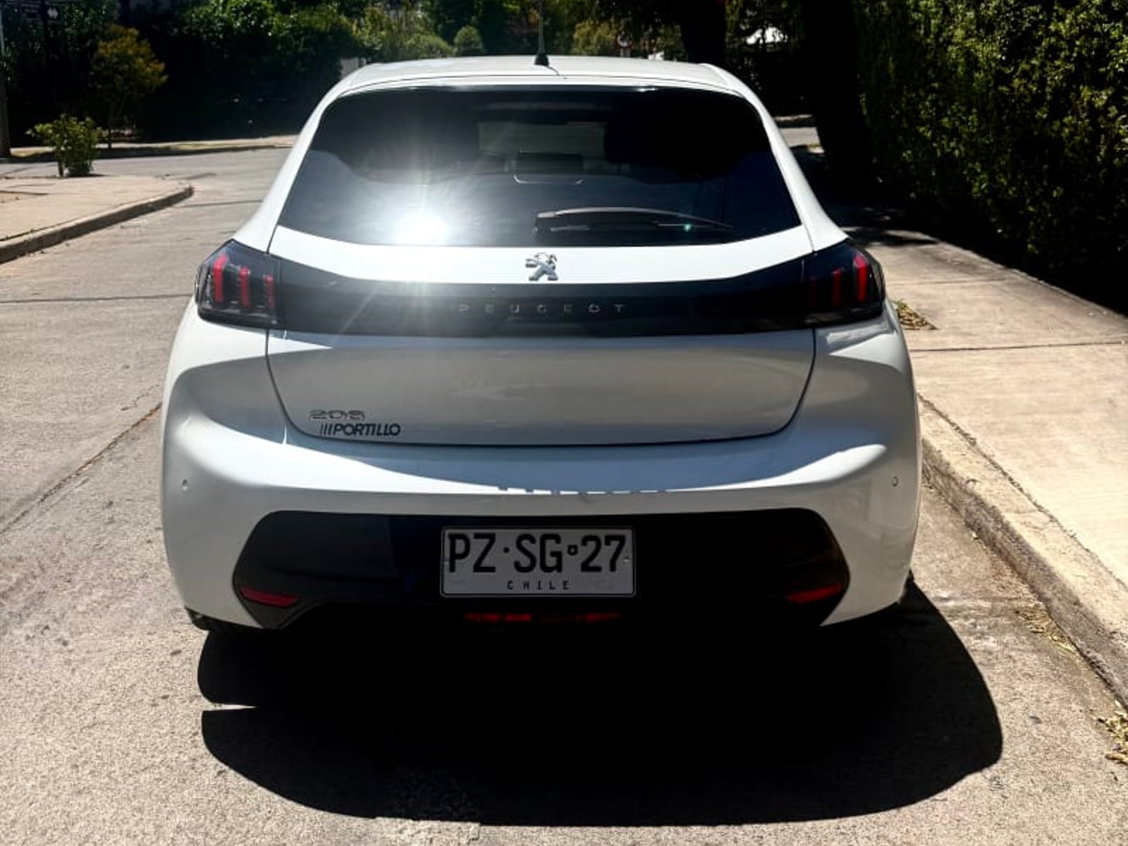 Peugeot 208 2021 - Foto 2 de 8