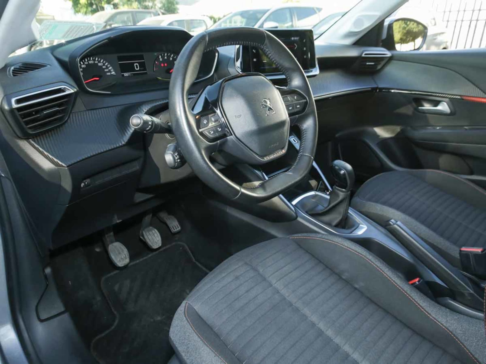 PEUGEOT 208 ACTIVE PACK PURETECH 75 MT5 2021 - Imagen 8 de 13