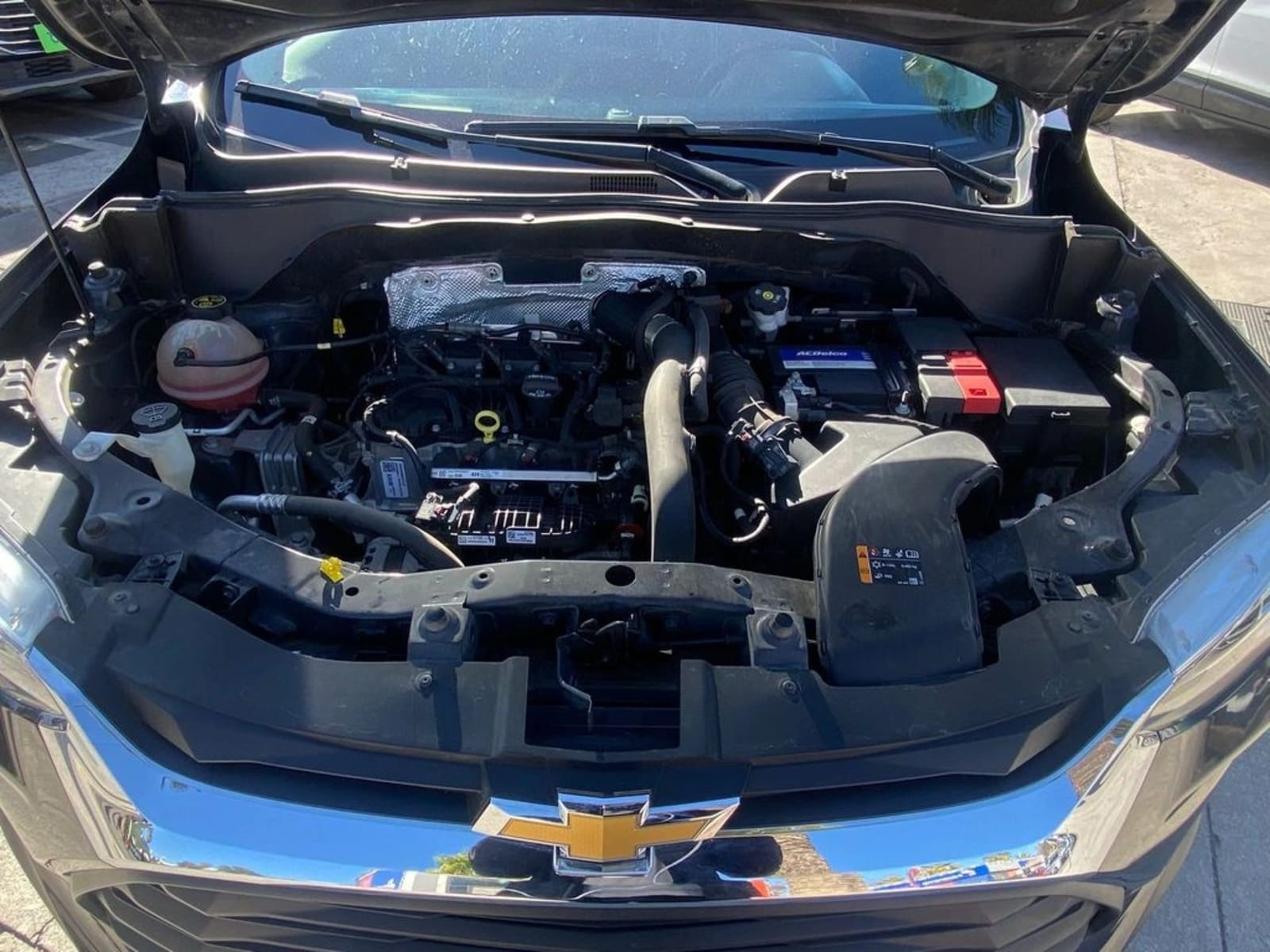 CHEVROLET TRACKER 1.2T LTZ R 4X2 AT 5P 2025 - Imagen 10 de 20
