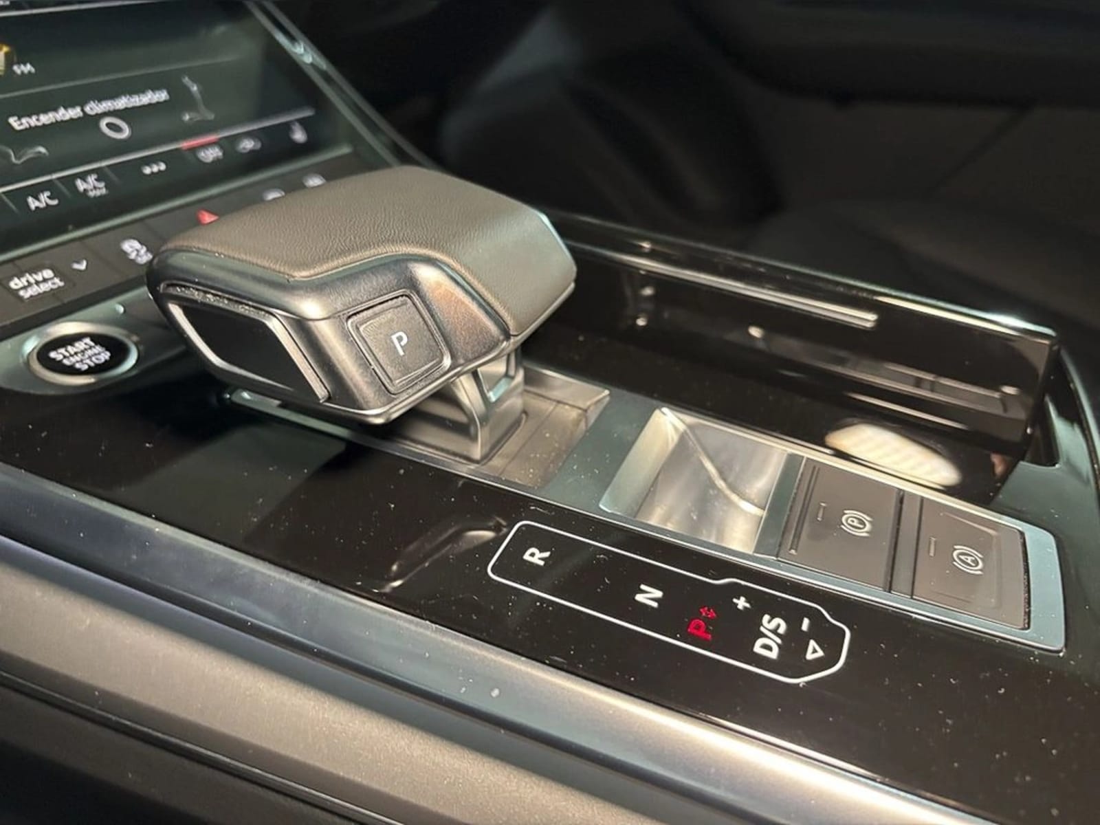 AUDI Q8 AUT 2025 - Imagen 10 de 16