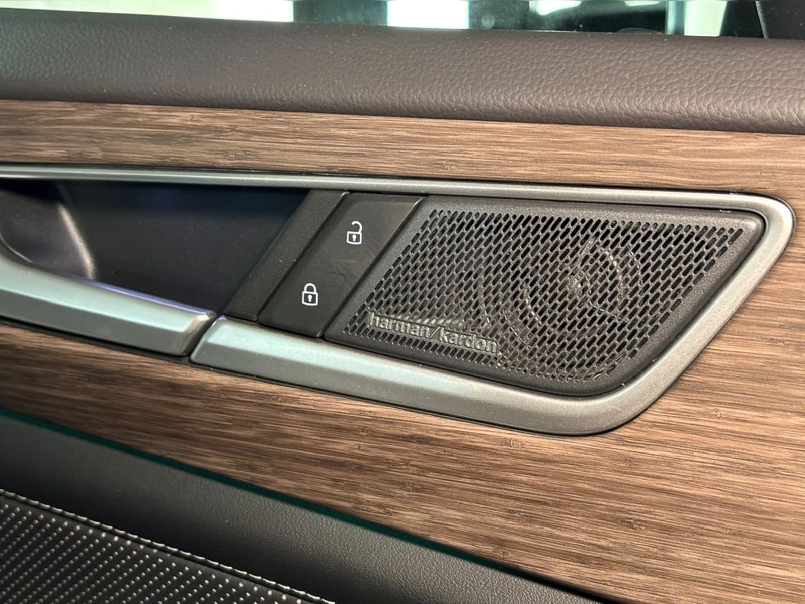 VOLKSWAGEN ATLAS 2.0 TSI LIMITED AT 4X4 2025 - Imagen 18 de 20