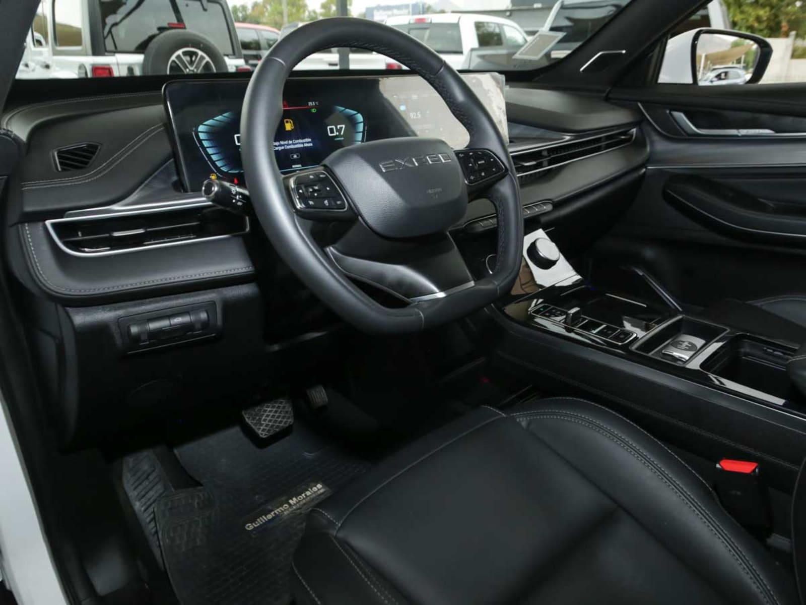 EXEED EXEED LX 1.5T CVT ADVANCED 2023 - Imagen 8 de 14