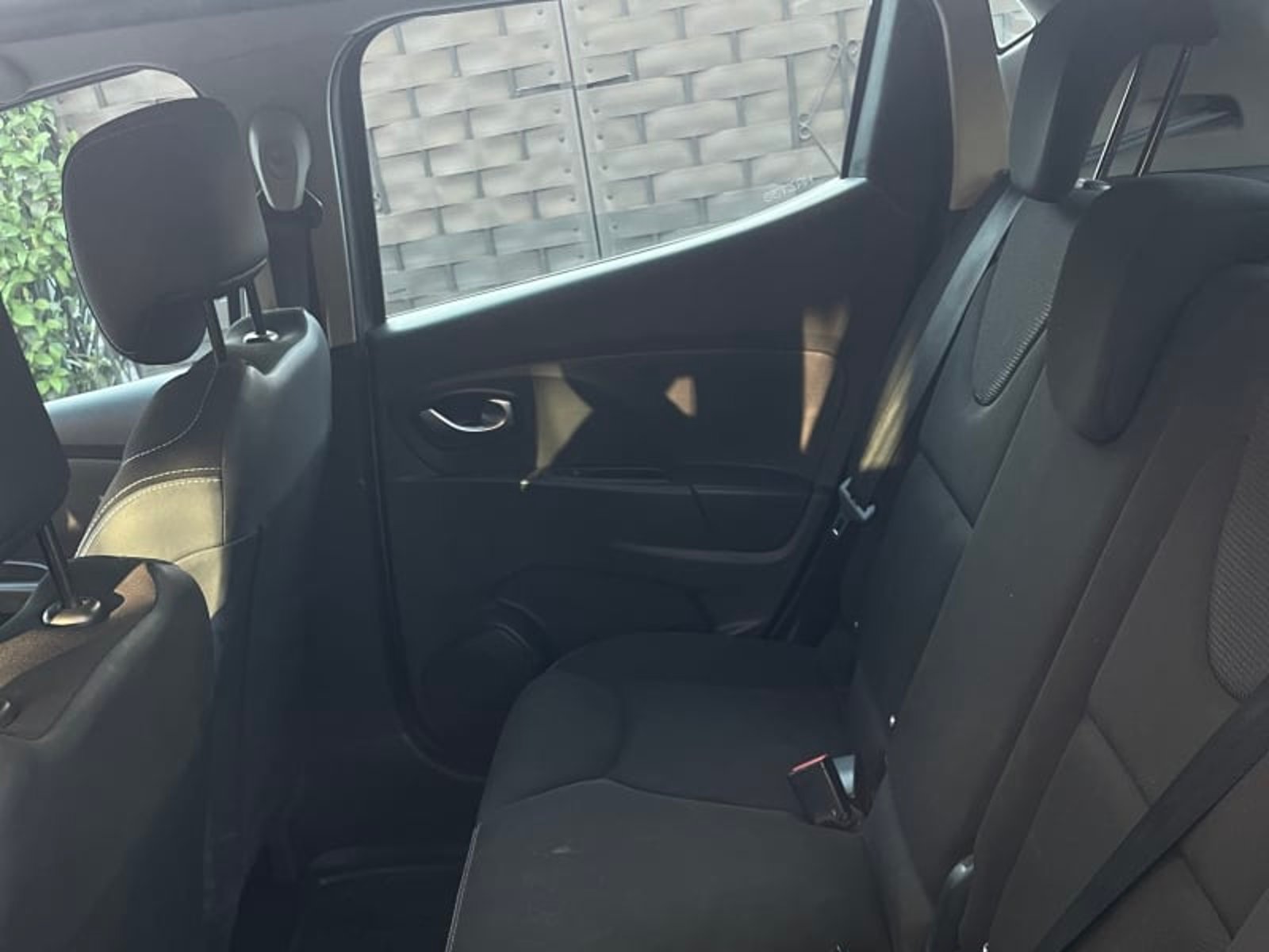 Renault Clio 2016 - Foto 5 de 6