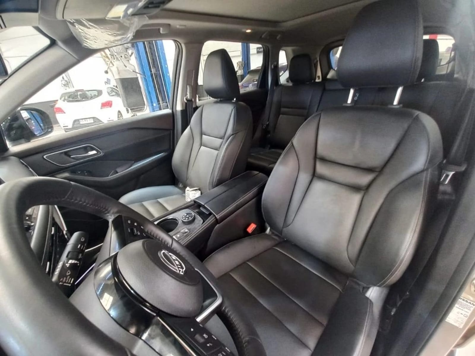 NISSAN X-TRAIL 1.5 E-POWER EXCLUSIVE HYBRID 4X4 CVT AT 5P 2025 - Imagen 13 de 20