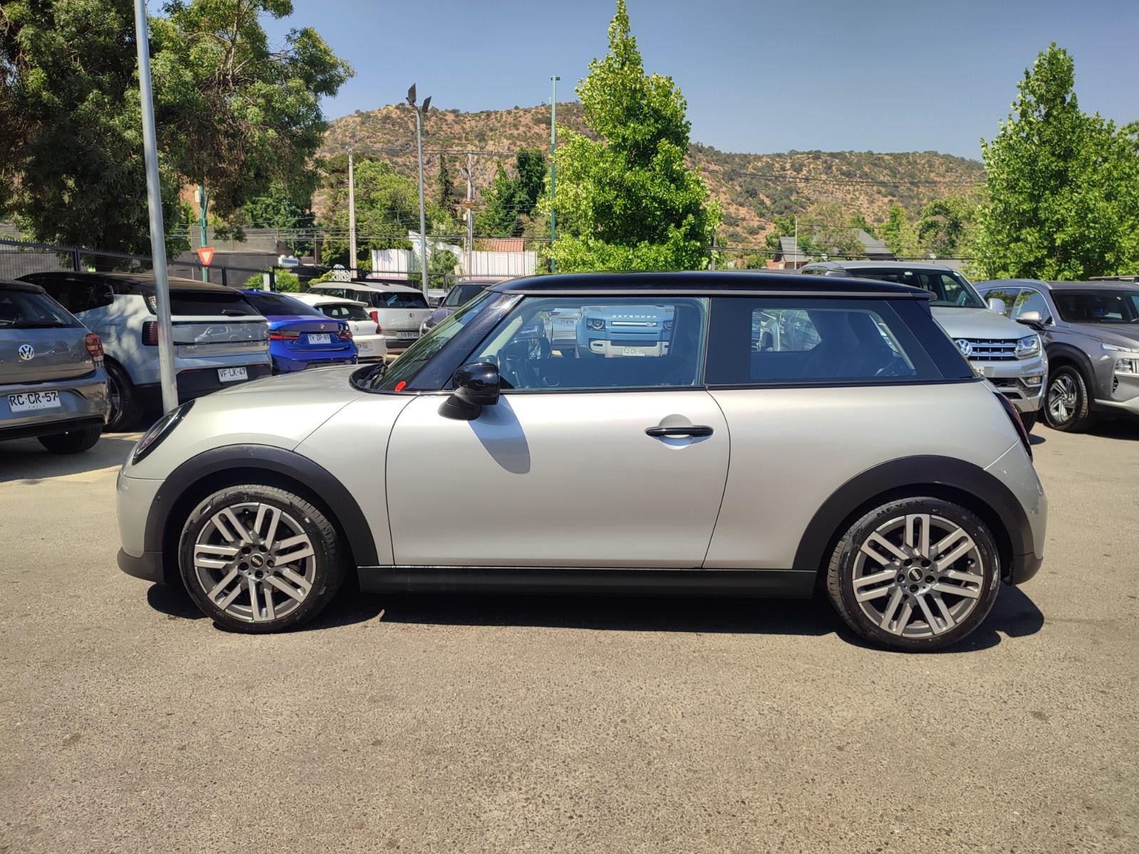 MINI COOPER CLASSIC 1.5 AT 2025 - Imagen 4 de 16