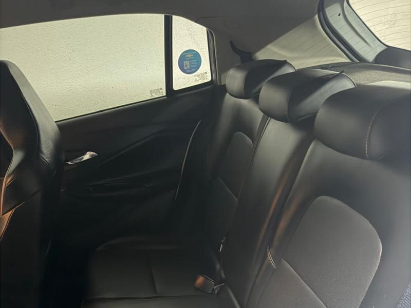 Chevrolet onix 1.0 turbo premie 2022 - Imagen 8 de 8