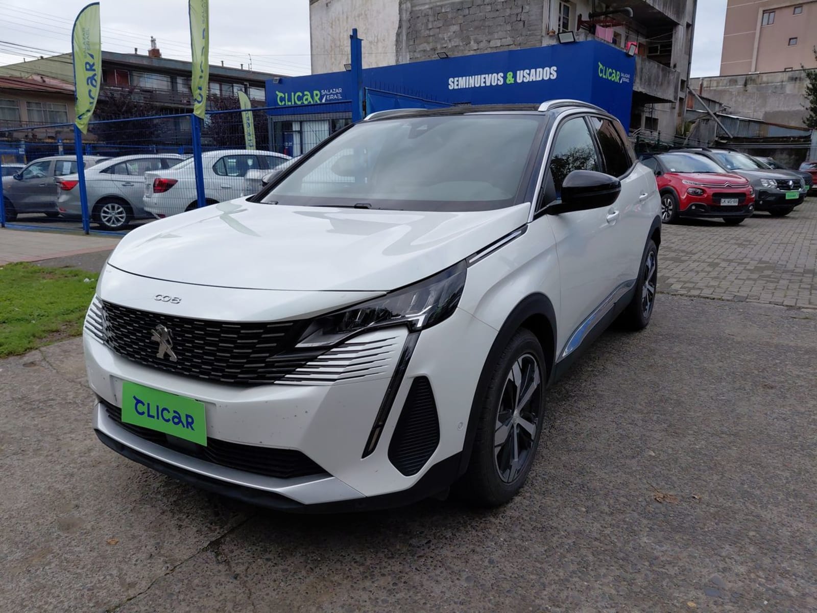 Peugeot 3008 1.5 Allure Pack Bluehdi 130 4x2 Eat8 5p 2024 - Imagen 3 de 8