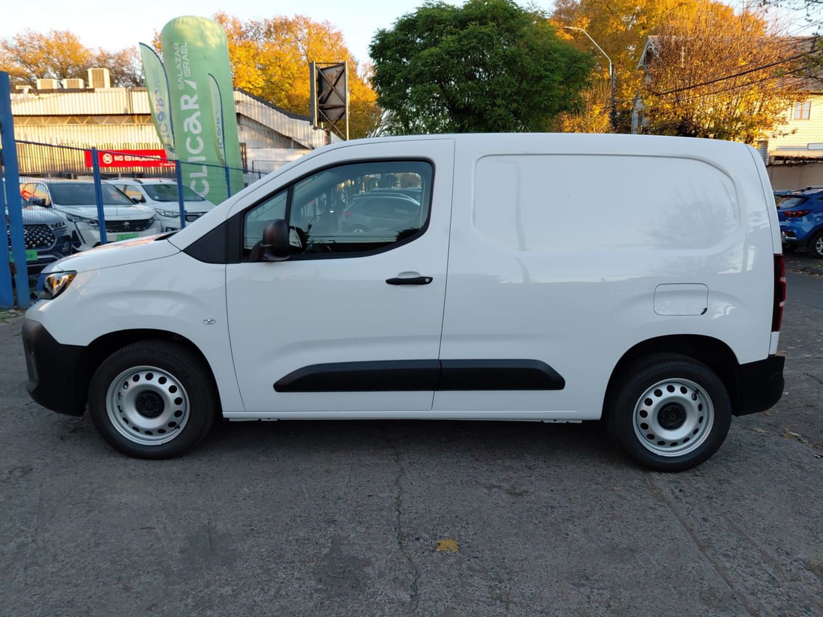 Peugeot Partner 1.5 Mca L1 Hdi Diesel 100hp 4x2 Mt 5p 2026 - Imagen 4 de 8