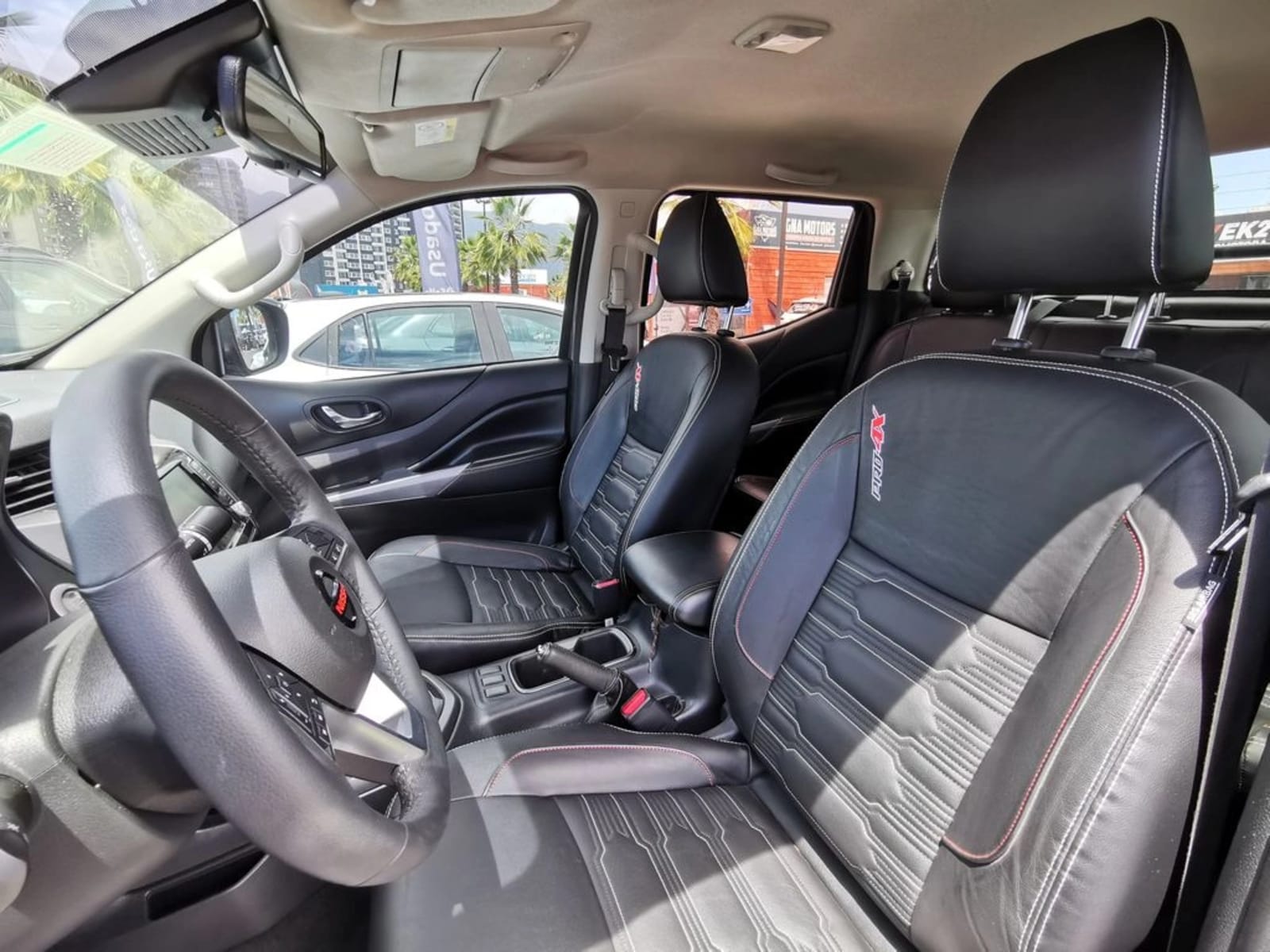 NISSAN NAVARA 2.3D PRO4X DIESEL 4X4 DOB.CAB. AT 4P 2022 - Imagen 14 de 20