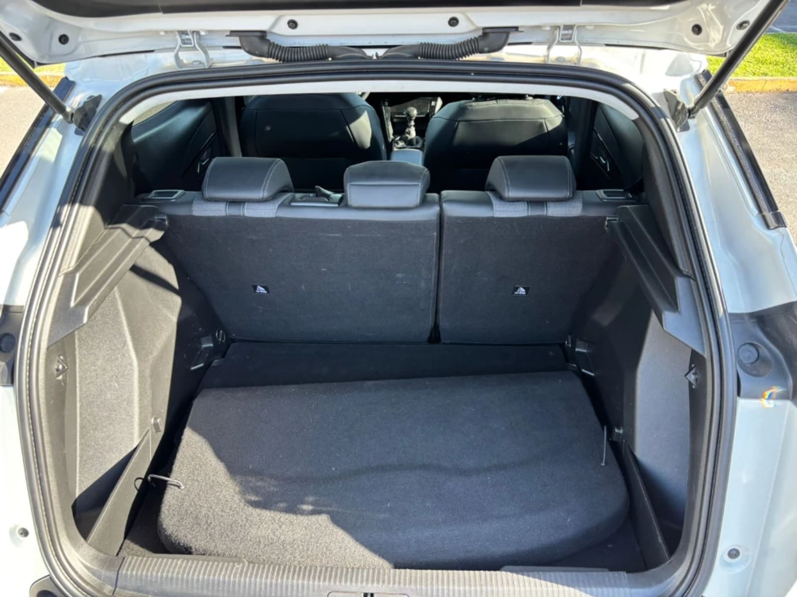 PEUGEOT 2008 1.2 ACTIVE PURETECH 4X2 130 MT 5P 2021 - Imagen 7 de 19