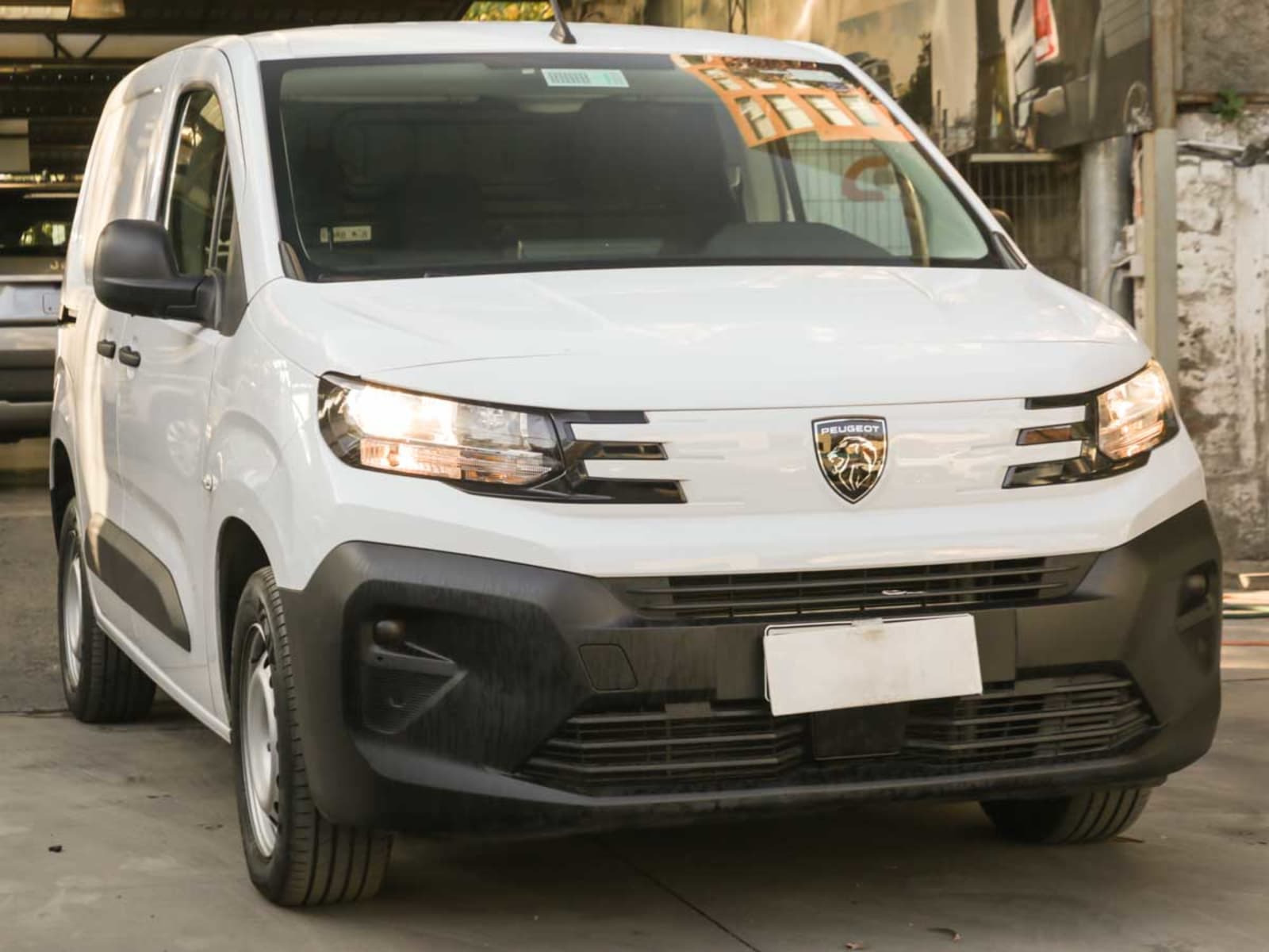 PEUGEOT PARTNER MCA L1 BLUEHDI 100 2025 - Imagen 3 de 13