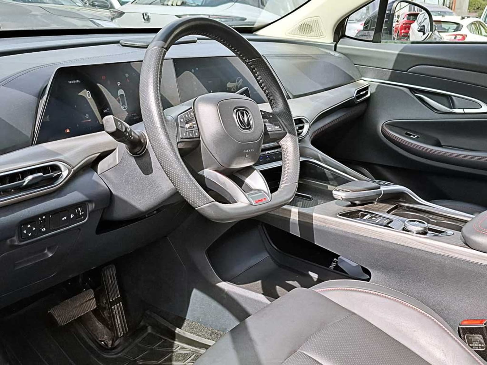 CHANGAN UNI-T 1.5 ELITE AT 2024 - Imagen 10 de 20
