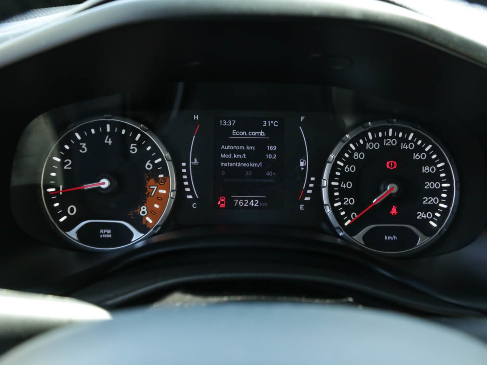 JEEP RENEGADE SPORT 4X2 LX MT 2022 - Imagen 7 de 12
