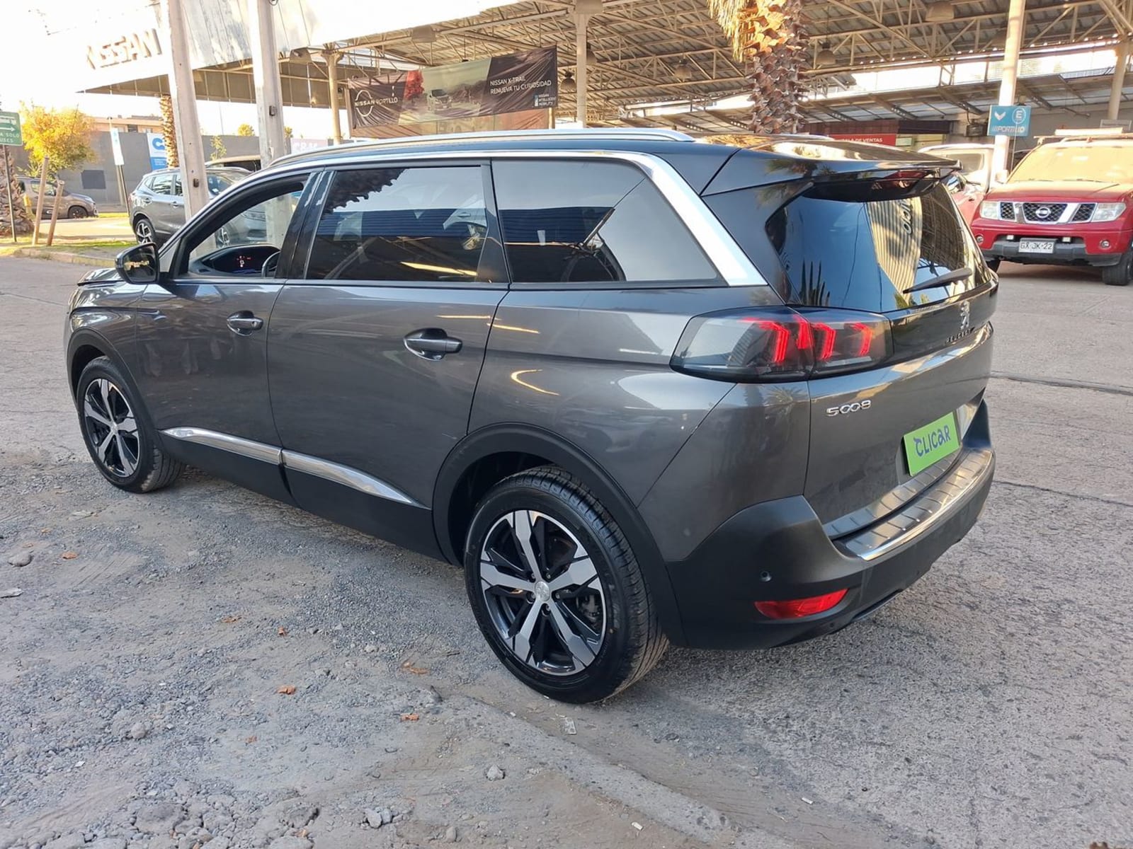 Peugeot 5008 1.5 Allure Pack Bluehdi 130 4x2 Eat8 5p 2024 - Imagen 5 de 8