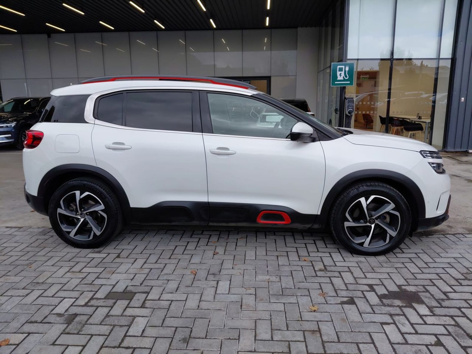 Citroen C5 Aircross 2.0 Shine Pack Bluehdi Diesel 4x2 180 Ss Eat8 5p 2021 - Imagen 8 de 8