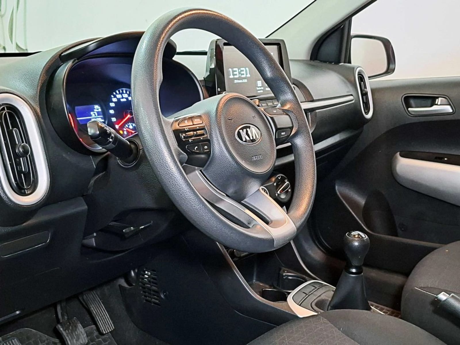 KIA MORNING 1.0 4X2 MT 5P 2021 - Imagen 8 de 18