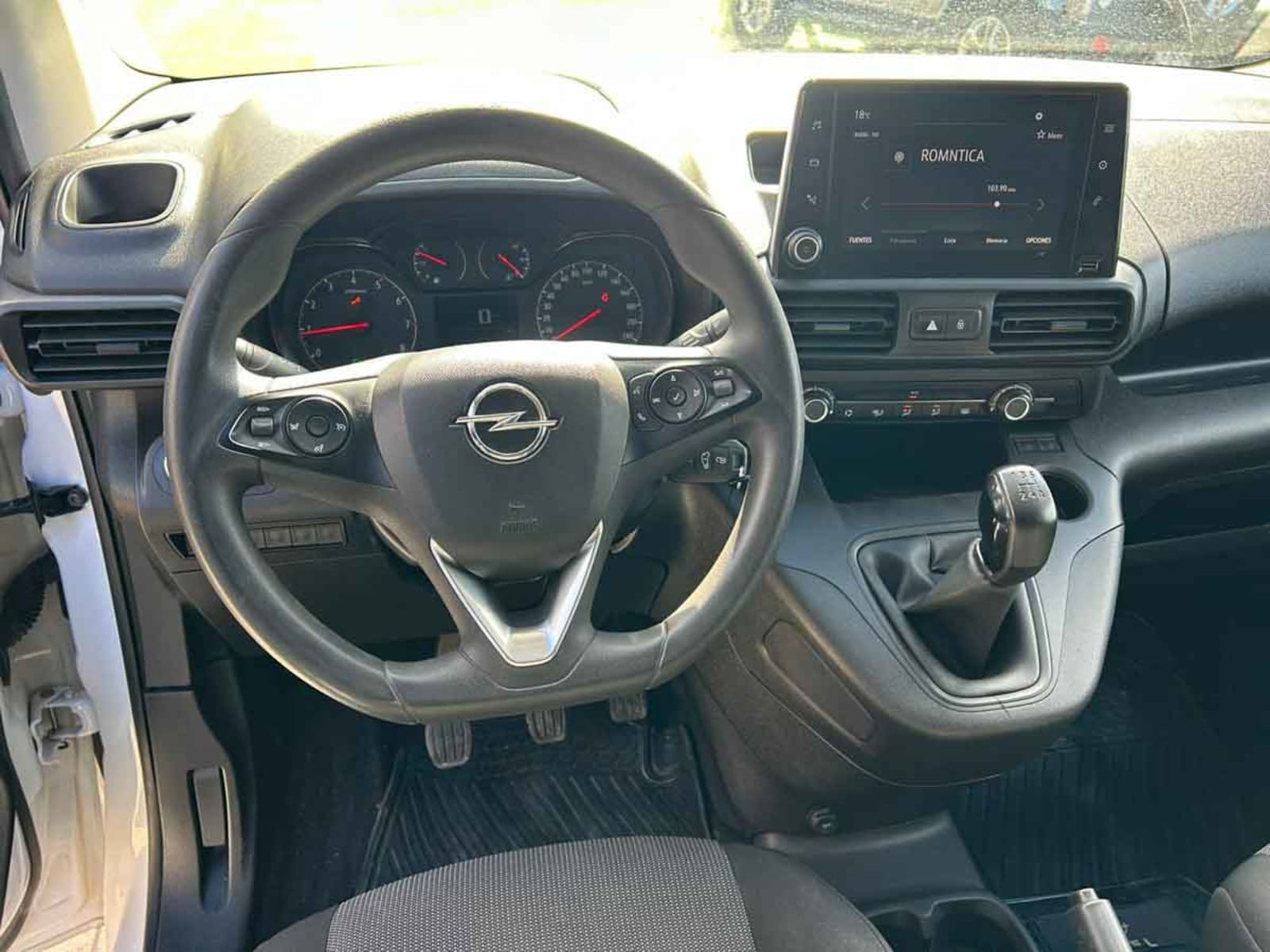 OPEL COMBO 1,6 TD 2023 - Imagen 11 de 16