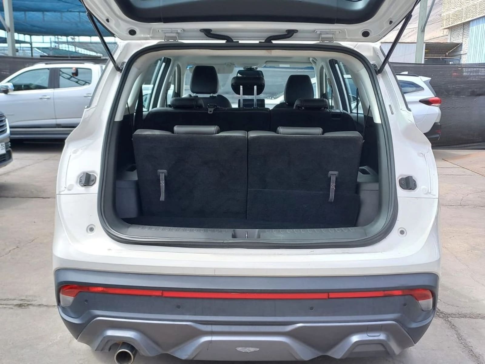 CHEVROLET CAPTIVA 1.5T PREMIER FWD MT 5P 2022 - Imagen 9 de 20