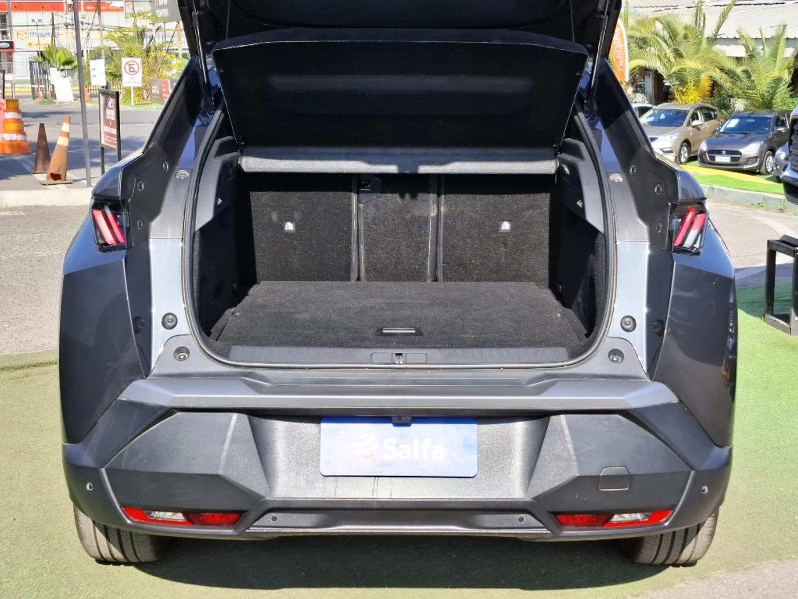 PEUGEOT NEW 3008 1.2 PREMIERE MHEV 4X2 136 EDCT AT 5P 2025 - Imagen 10 de 20