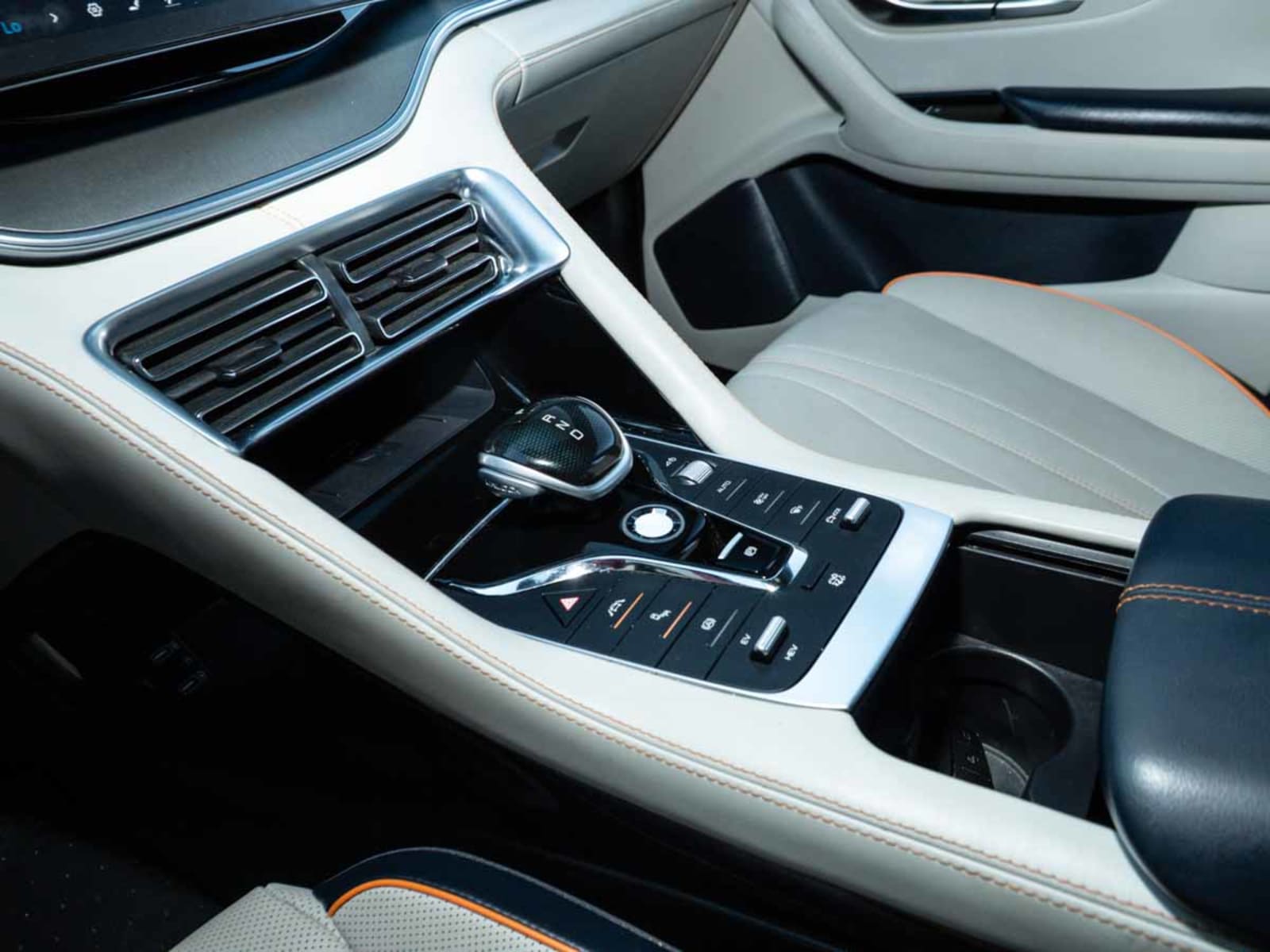 BYD SONG PLUS 1.5T GX 2025 - Imagen 9 de 14