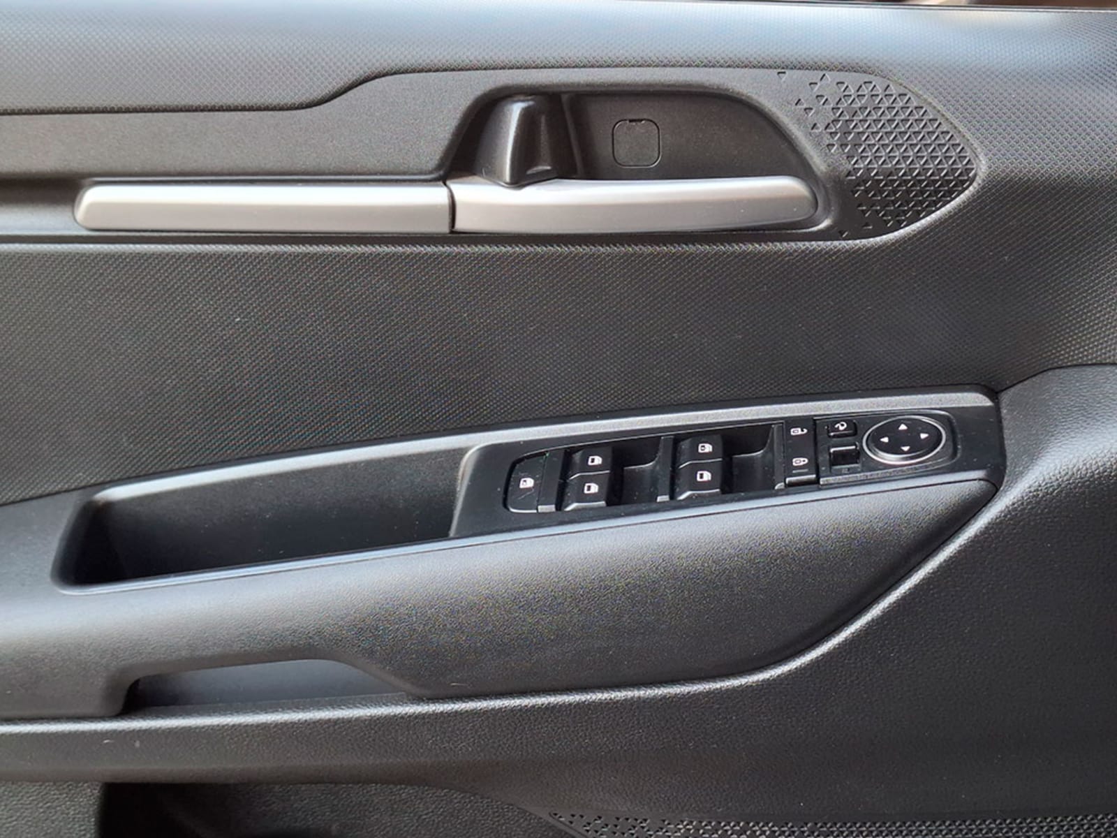 KIA SONET 1.5 EX FULL 2022 - Imagen 18 de 20