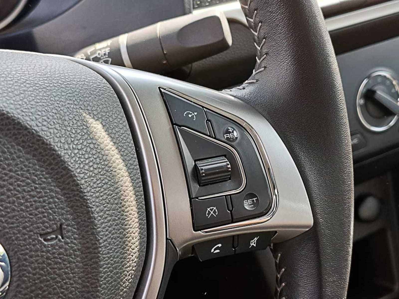 GREAT WALL WINGLE 7 2.4 ELITE PLUS MT 4X4 2025 - Imagen 18 de 20