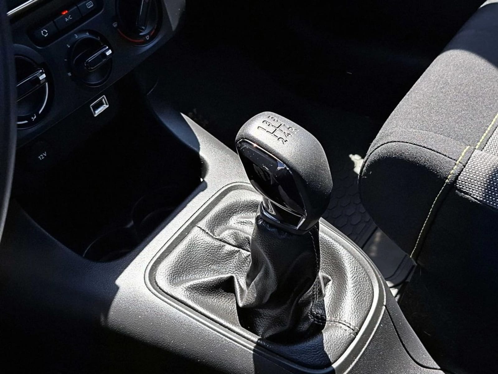 CITROEN C3 1.2  MT 5P 2021 - Imagen 18 de 18