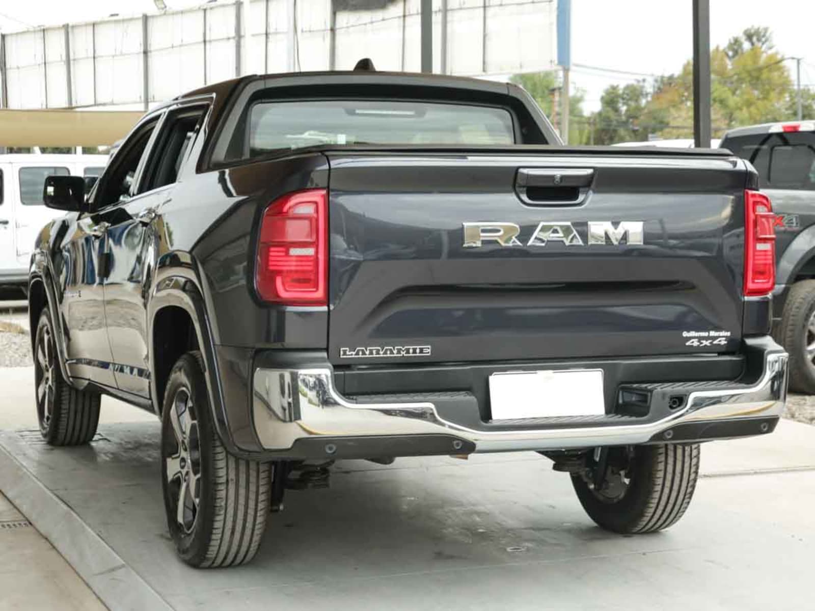 RAM RAMPAGE LARAMIE 2.2 DIESEL 200 HP 4X4 AT 2026 - Imagen 4 de 14
