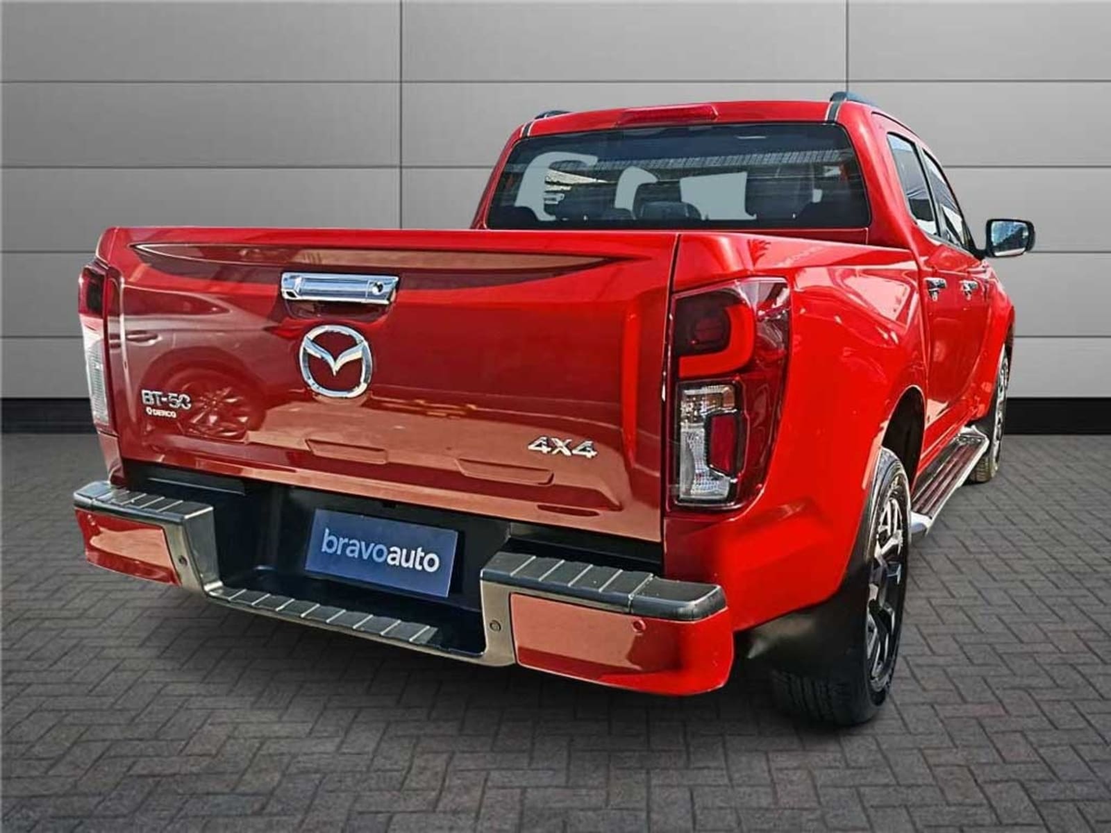 MAZDA BT-50 (IN) 3.0 DC HIGH PLUS AT 4X4 DIESEL 2025 - Imagen 4 de 20