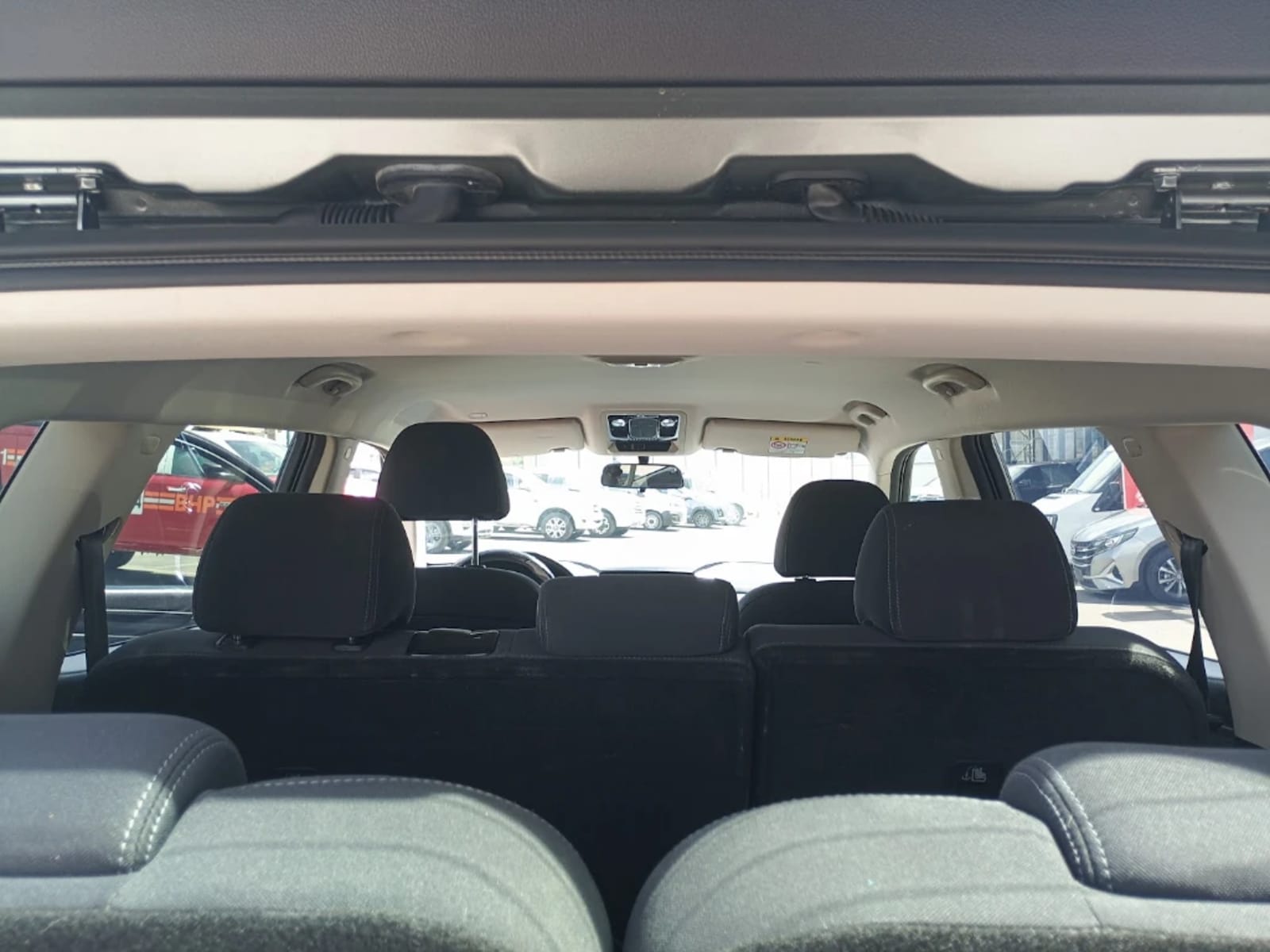 SSANGYONG REXTON 2.2T GLX DIESEL 4X2 6AB 8AT 5P 2023 - Imagen 13 de 17