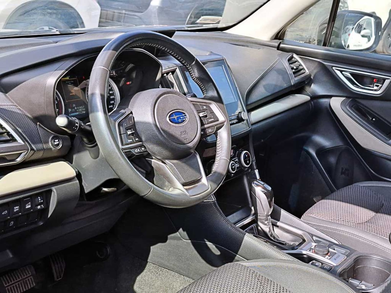 SUBARU FORESTER (IN) 2.0i AWD CVT XS 2024 - Imagen 10 de 20