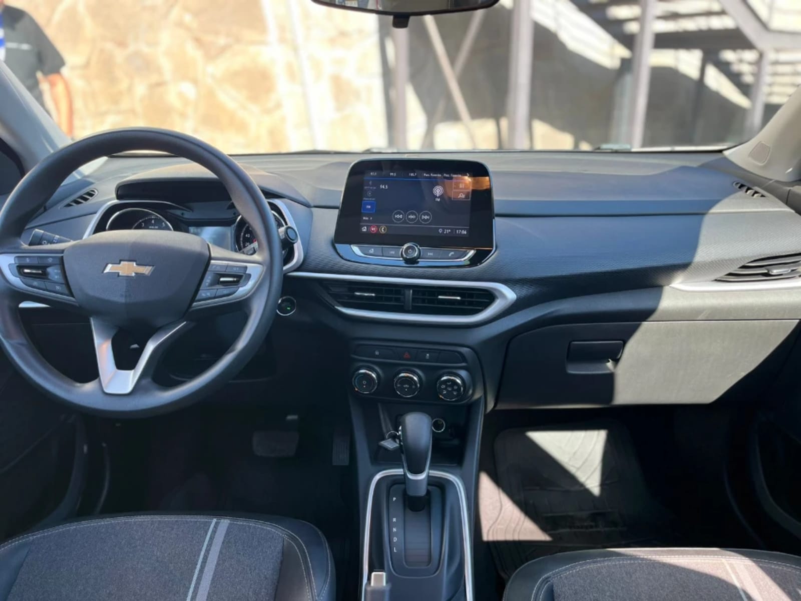 CHEVROLET TRACKER 1.2T LTZ R 4X2 AT 5P 2025 - Imagen 7 de 14