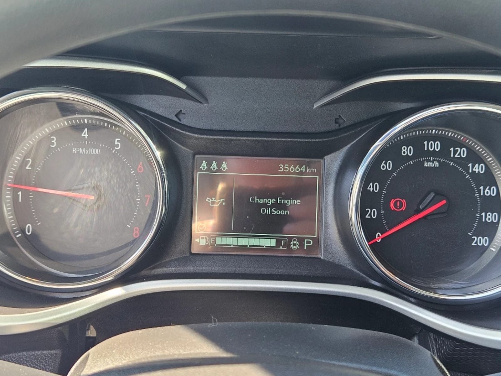 CHEVROLET TRACKER 1.2T LTZ R 4X2 AT 5P 2025 - Imagen 19 de 20